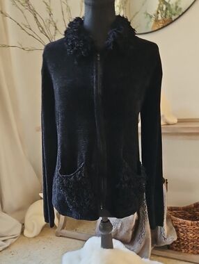 Lisa International Black Zip-Up Jacket with Textured Collar. Size S